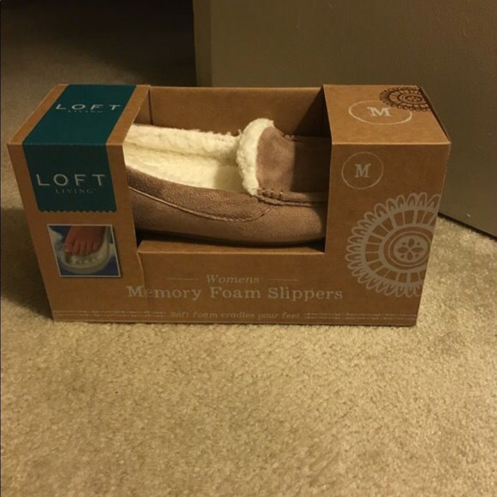 Slippers - Picture 1 of 1